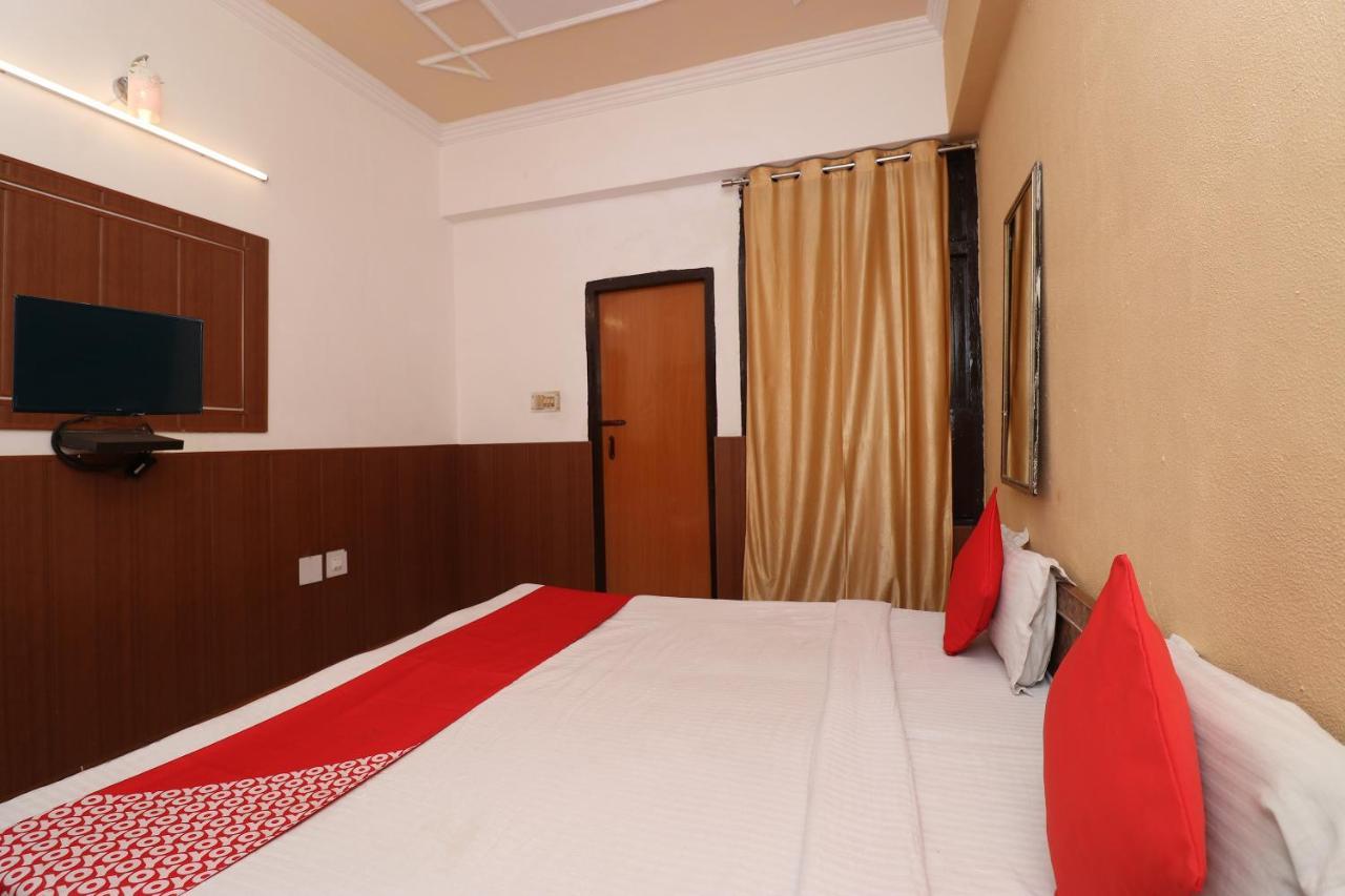 Oyo 8379 Hotel Kamal Lucknow Exterior foto